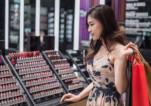 Mách bạn cách chọn son môi vừa đẹp vừa an toàn