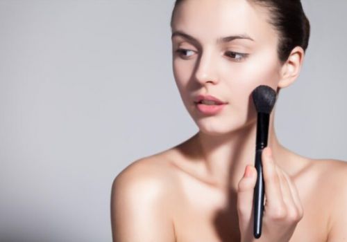 Top 10 mẹo trang điểm hoàn hảo với phấn má